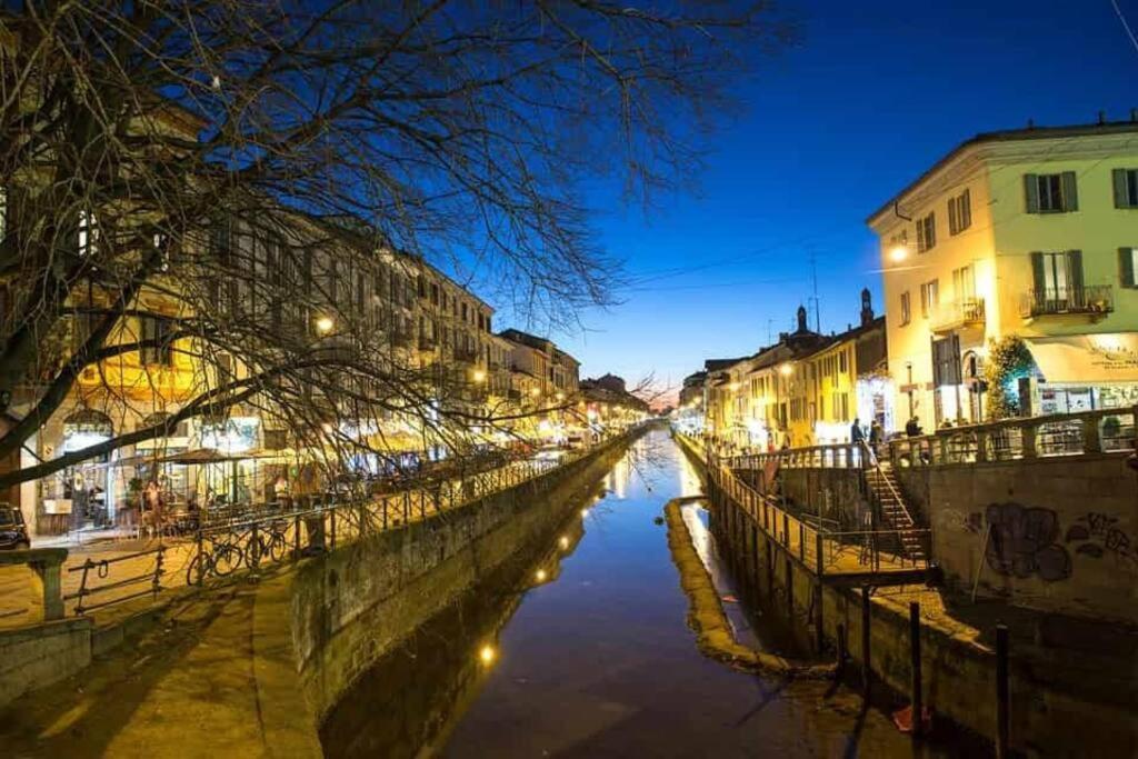 Daniela'S Spazioso Appartamento Ai Navigli Milano Dış mekan fotoğraf
